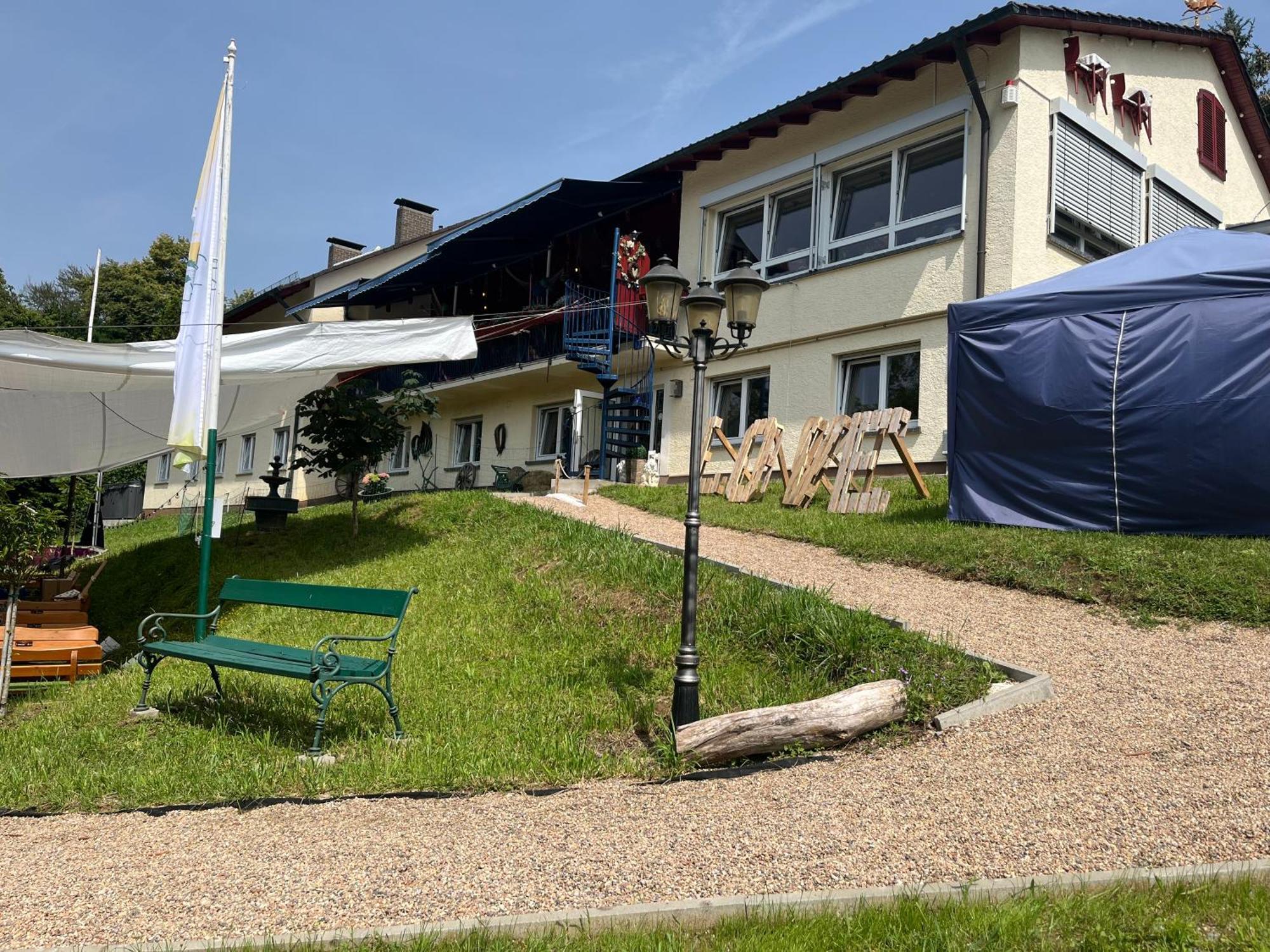 Hotel-Restaurant Berghof Johannesberg Екстериор снимка