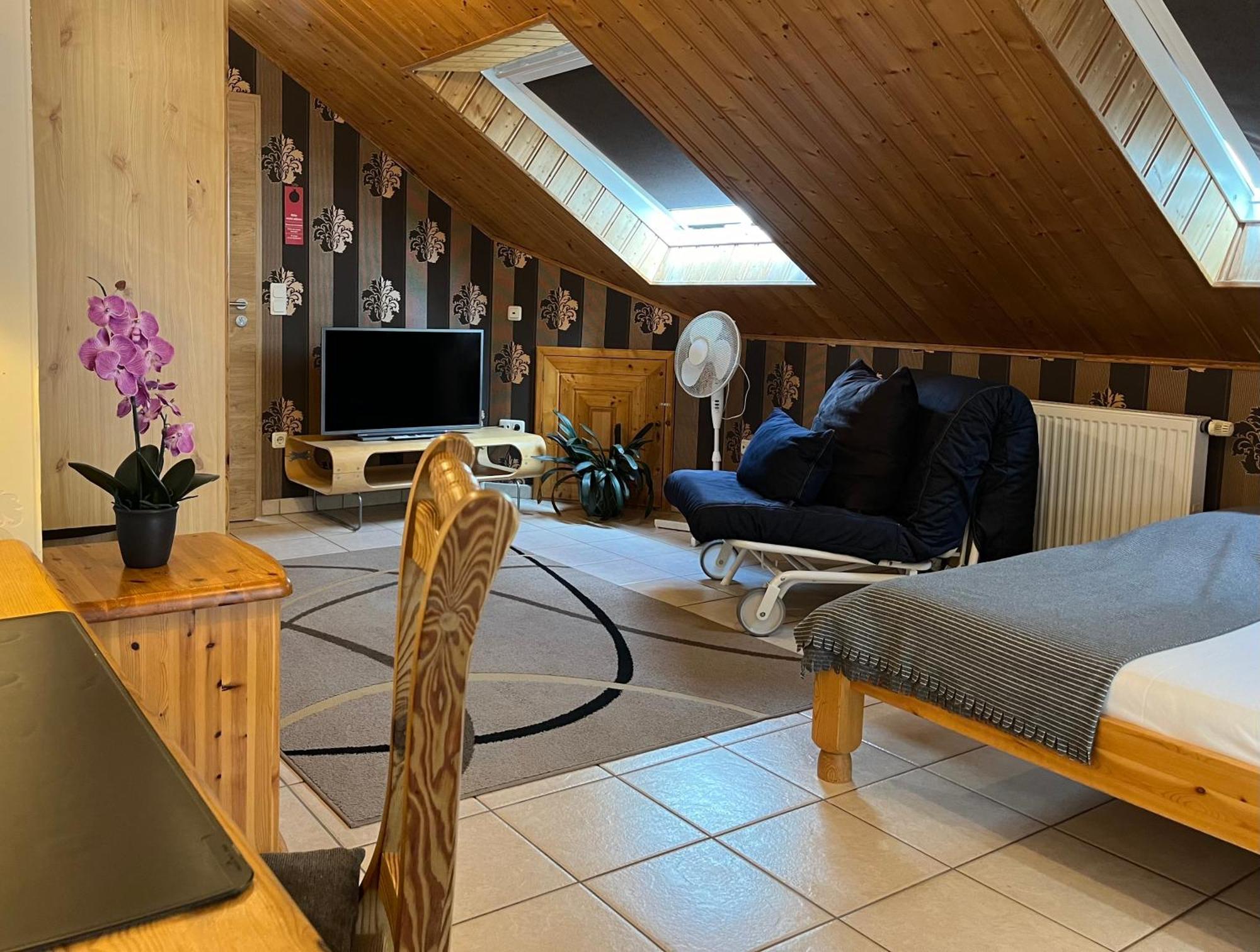 Hotel-Restaurant Berghof Johannesberg Екстериор снимка